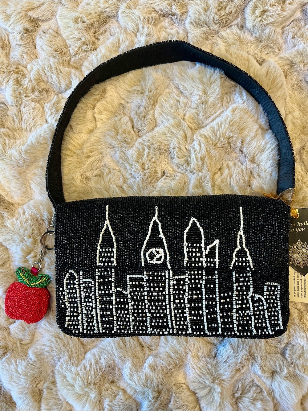 NWT Made in India Beaded Black NYC Skyline Shoulder Bag
